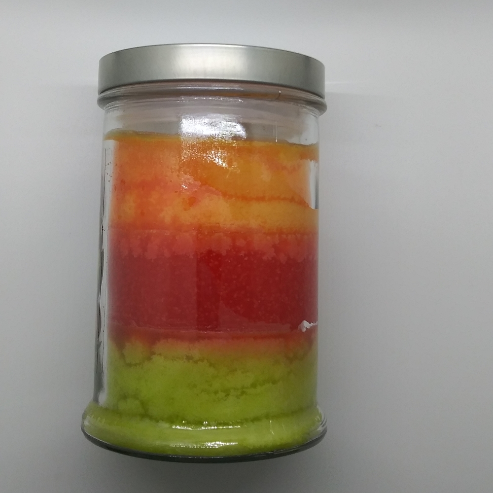 Tuscany Candle Hawaiian Breeze 18 oz - Picture 2 of 2